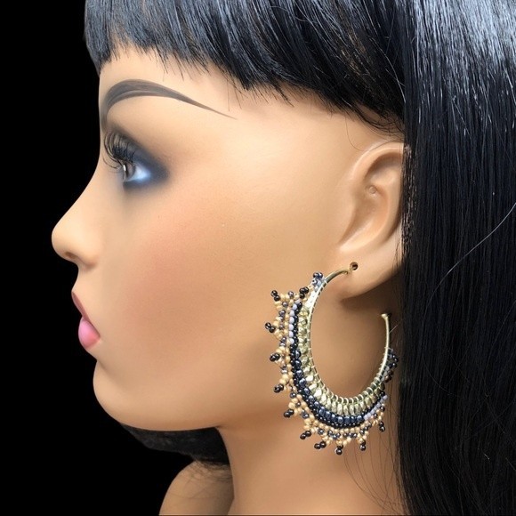 Black Grey Lace Look Seed Bead Lace Look Flair Gold Statement Hoop Earrings - Picture 3 of 3